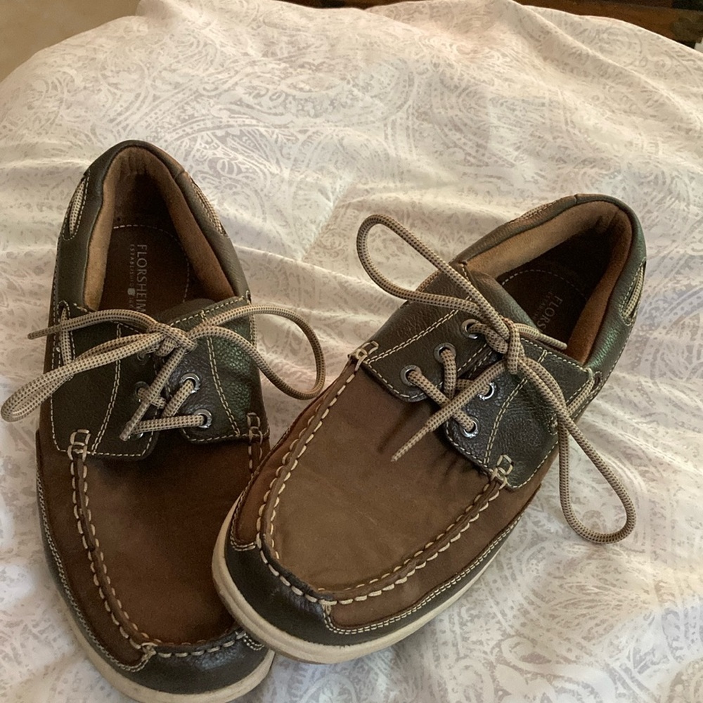 Florsheim Brown and Black Boat Shoes with Moc-Toe Design